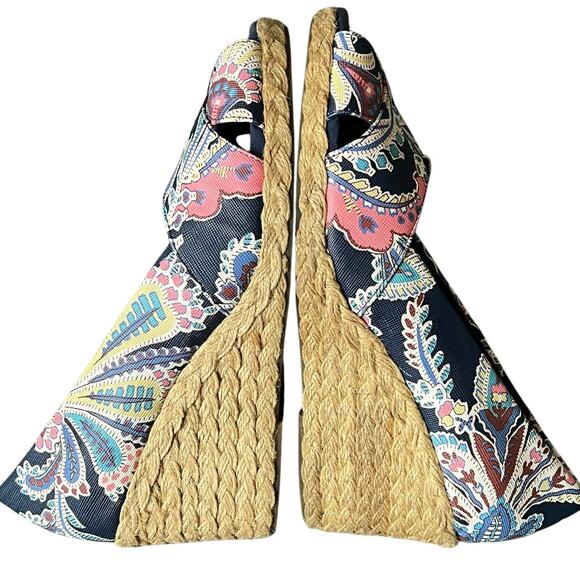 Chaps Espadrille Wedges Women 7.5 Blue Floral Slip On Peep Toe Shoes Boho Resort - Picture 5 of 12